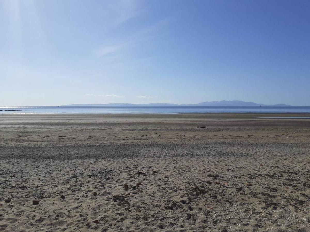 Marina View Lovely Upper 3 Bedroom Apartment Troon Extérieur photo